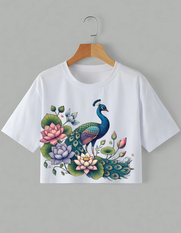 Peacock Elegance Graphic T-Shirt