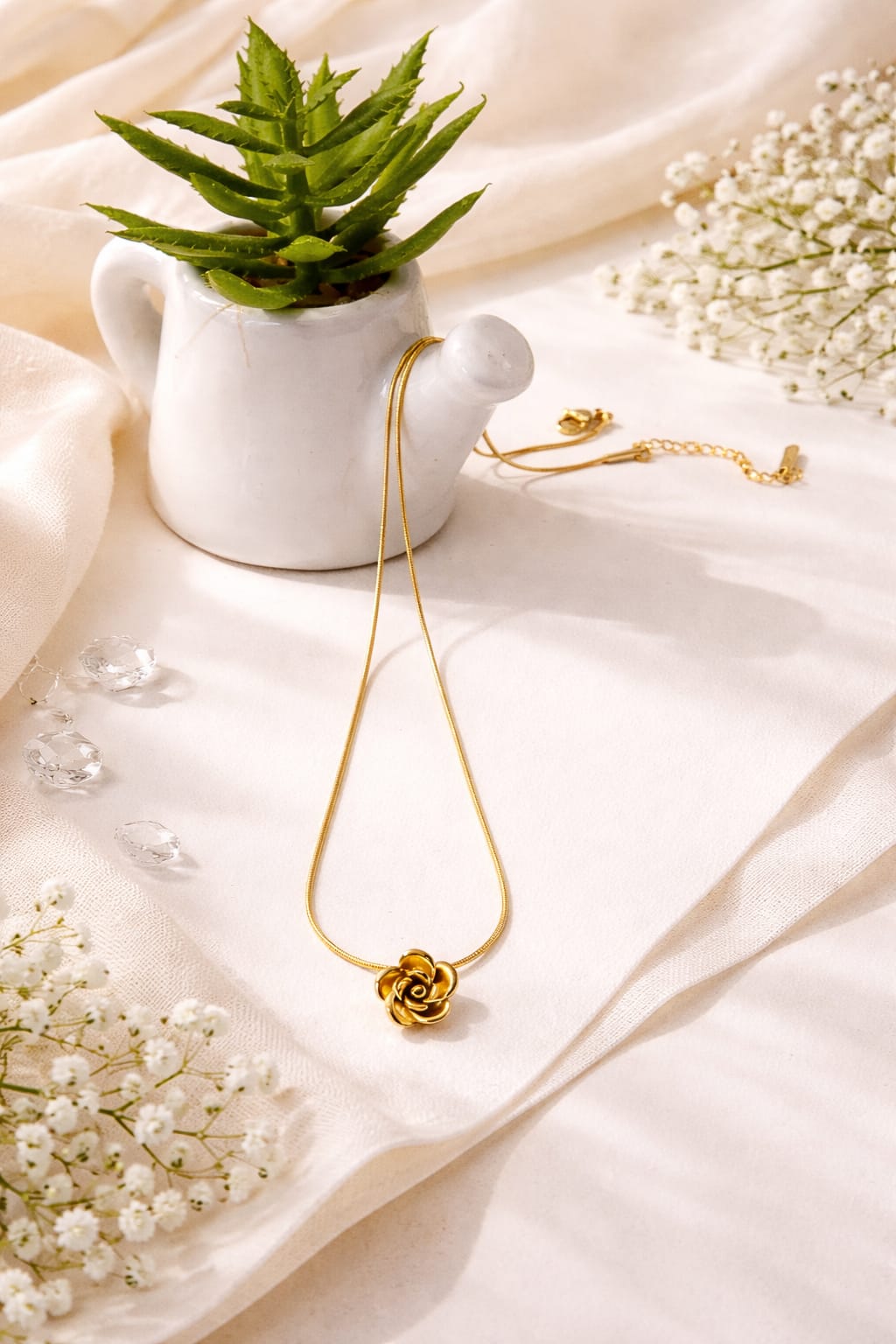 anti tarnish rose flower necklace Gold Rose Pendant Anti Tarnish Necklace for Women with Minimal Korean Style Design