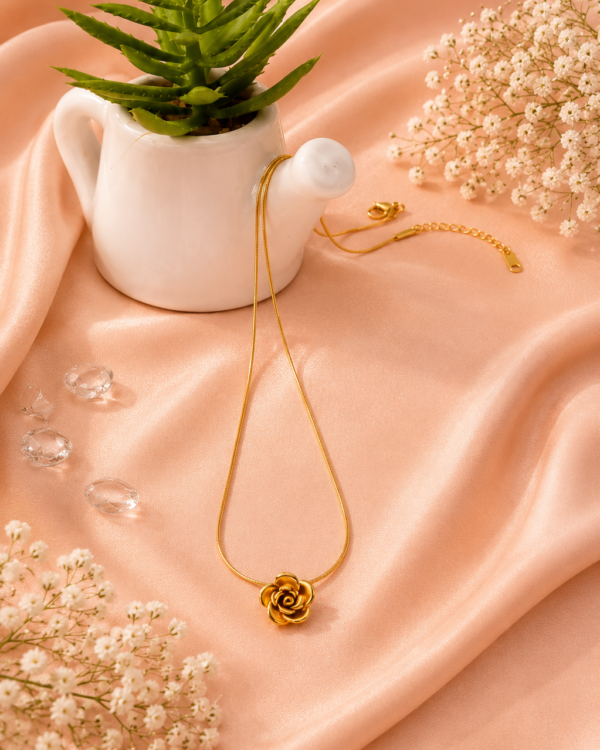 Anti Tarnish Rose Flower Necklace